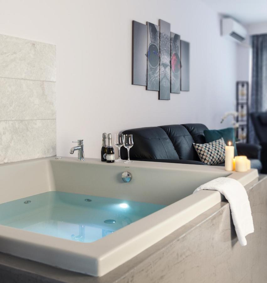 Dream Suite เทสซาโลนิกิ ภายนอก รูปภาพ